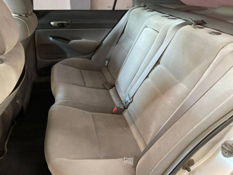 HONDA - CIVIC - 2008/2008 - Prata - R$ 49.900,00