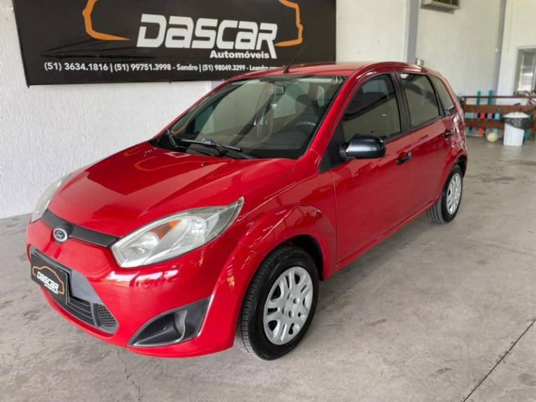 FORD - FIESTA - 2010/2011 - Vermelha - R$ 22.900,00