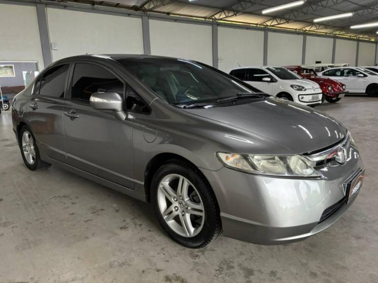 HONDA - CIVIC - 2008/2008 - Cinza - R$ 42.900,00