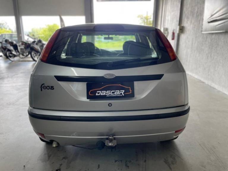 FORD - FOCUS - 2008/2008 - Prata - R$ 27.900,00