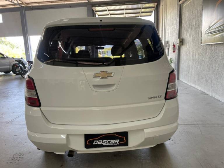 CHEVROLET - SPIN - 2016/2016 - Branca - R$ 44.900,00