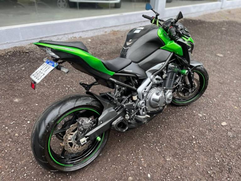 KAWASAKI - Z900 - 2018/2018 - Verde - R$ 45.900,00