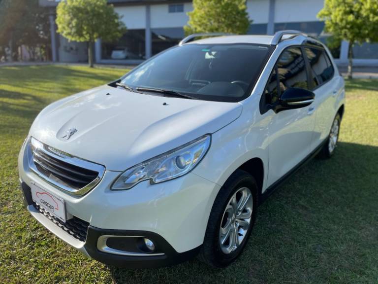 PEUGEOT - 2008 - 2017/2018 - Branca - R$ 61.900,00