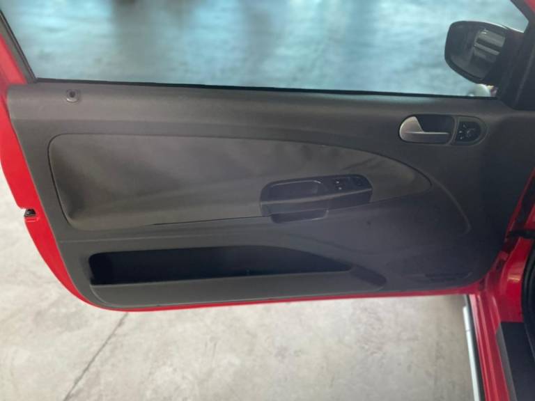 VOLKSWAGEN - SAVEIRO - 2011/2012 - Vermelha - R$ 52.900,00