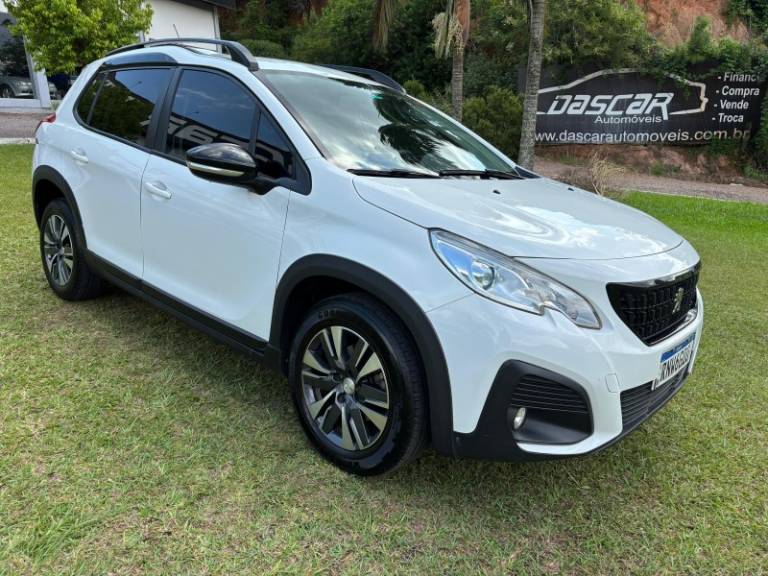PEUGEOT - 2008 - 2021/2022 - Branca - R$ 72.900,00